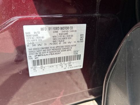 Used 2023 Ford Edge SEL image 12