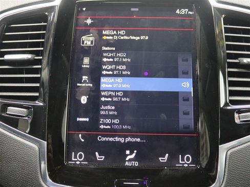Used 2022 Volvo XC90 T6 Momentum w/ Advanced Package AWD/4WD image 38