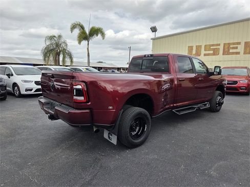Used 2024 RAM 3500 Laramie w/ Night Edition image 11