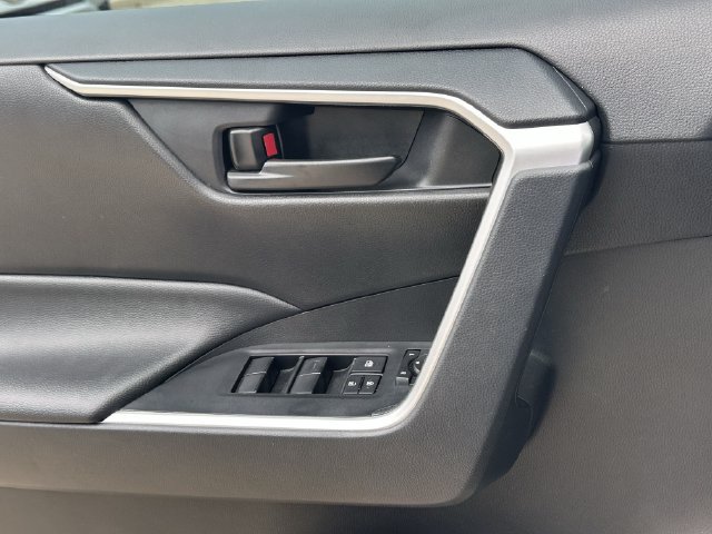 Certified 2024 Toyota RAV4 LE FWD image 24