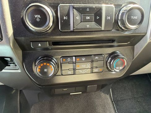 Used 2018 Ford F250 XLT AWD/4WD image 16