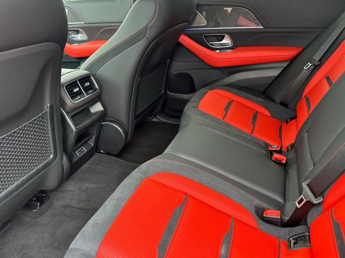 New 2026 Mercedes-Benz GLE 53 AMG 4MATIC image 12