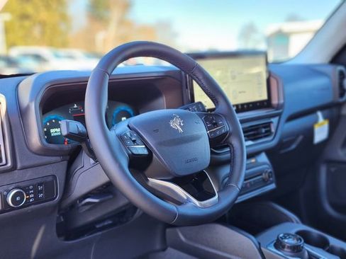 New 2025 Ford Bronco Sport Outer Banks w/ Outer Banks Tech Package+ image 19