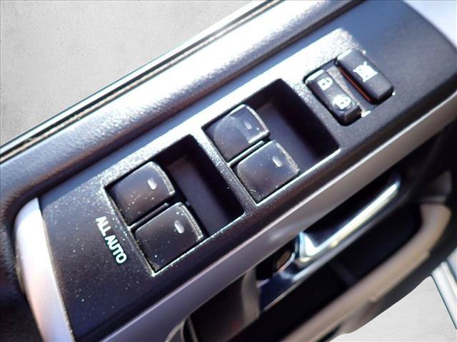 Used 2016 Toyota 4Runner Limited AWD/4WD image 15