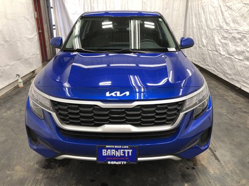 Certified 2022 Kia Seltos LX image 5