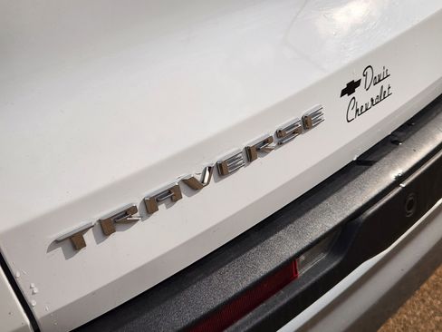 Certified 2024 Chevrolet Traverse LT image 13