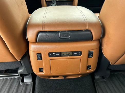 Used 2024 INFINITI QX80 Sensory image 27