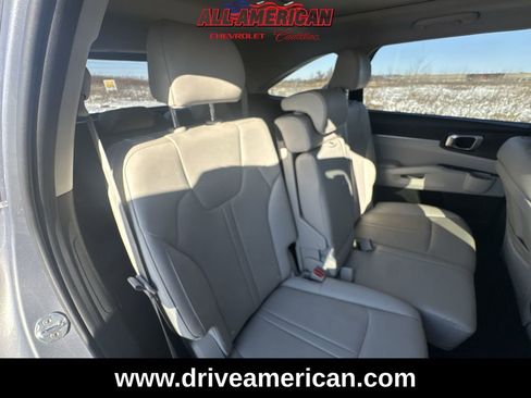 Used 2021 Kia Sorento S w/ Panoramic Sunroof Package image 27