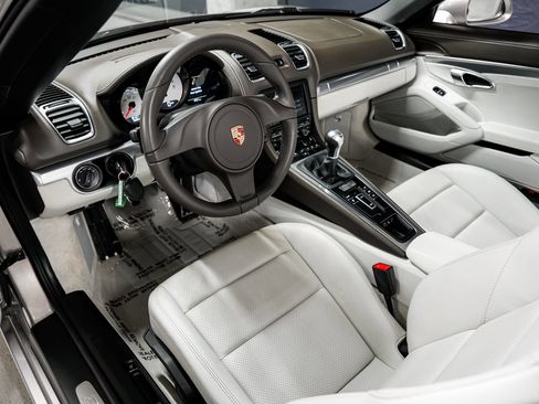 Used 2013 Porsche Boxster S RWD image 9