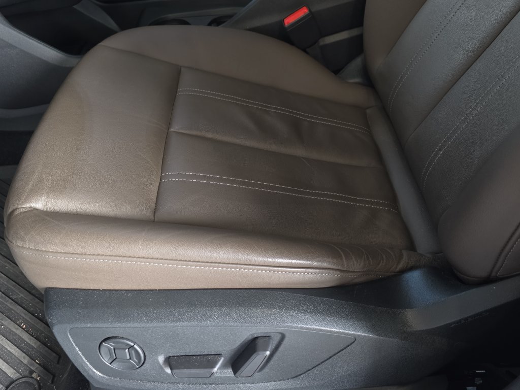 Certified 2023 Audi Q4 e-tron Premium Plus AWD/4WD image 30