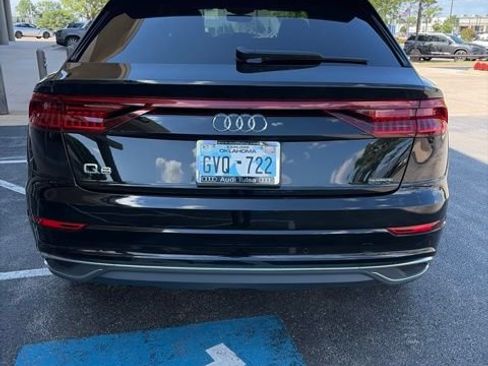 Used 2023 Audi Q8 Premium AWD/4WD image 9