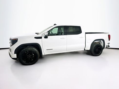 Used 2024 GMC Sierra 1500 Elevation image 4