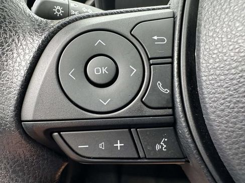 Used 2023 Toyota Corolla LE FWD image 29