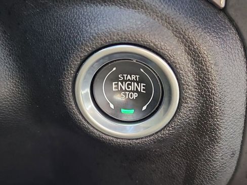 Used 2024 Chevrolet Silverado 2500 Custom w/ Custom Value Package image 34