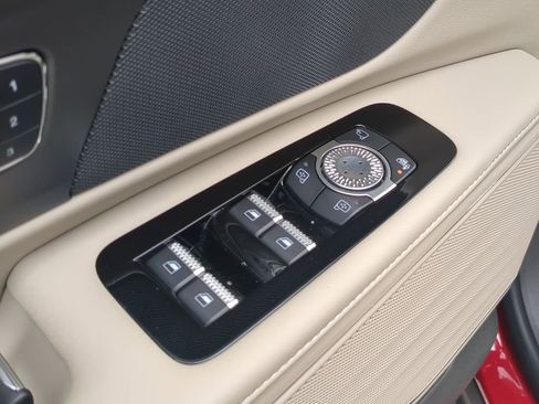 Used 2024 Lincoln Nautilus Reserve image 28