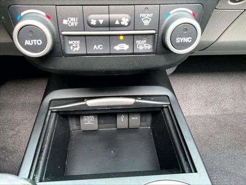 Used 2018 Acura RDX FWD image 23