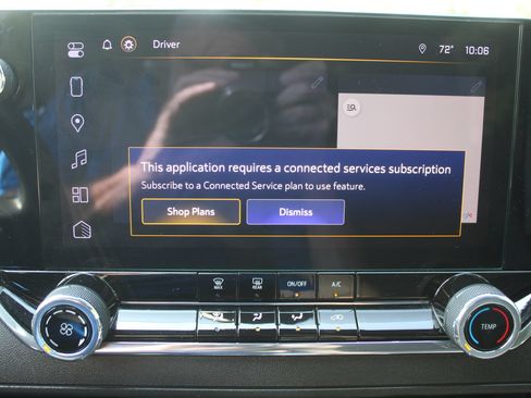 Used 2024 Chevrolet Colorado W/T w/ Technology Package RWD image 40