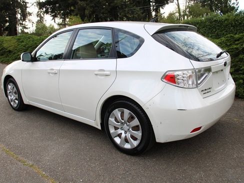 Used 2011 Subaru Impreza 2.5i AWD/4WD image 4