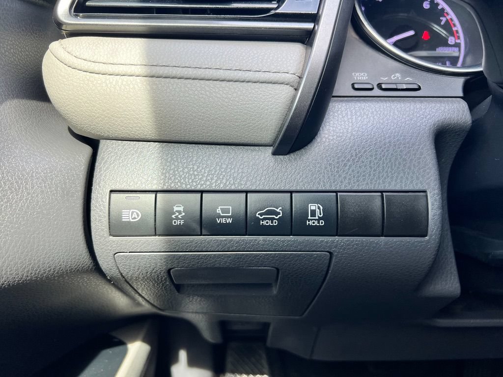 Used 2019 Toyota Camry XLE w/ Driver Assist Package FWD image 15