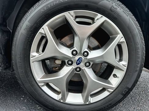 Used 2018 Subaru Forester 2.5i Touring w/ Popular Package #3B AWD/4WD image 11