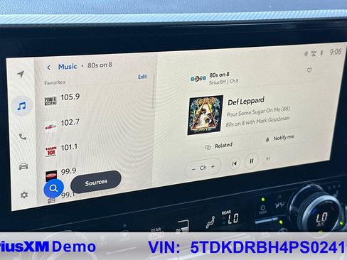 Used 2023 Toyota Highlander Platinum image 29