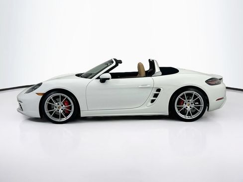 Certified 2021 Porsche 718 Boxster S RWD image 2