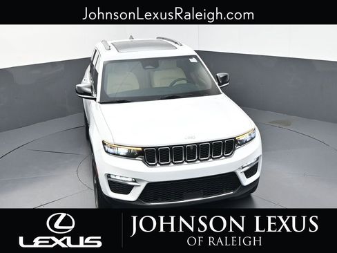 Used 2024 Jeep Grand Cherokee Limited w/ Luxury Tech Group II AWD/4WD image 23