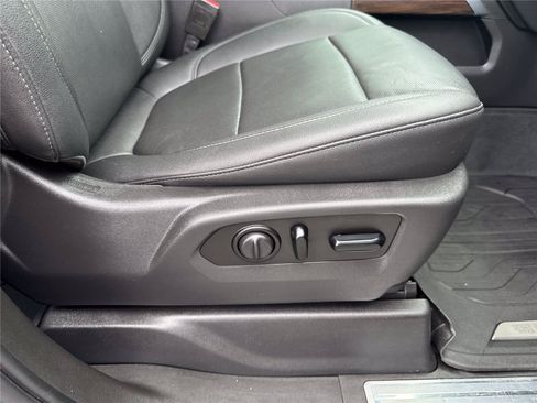 Used 2021 GMC Sierra 1500 SLT w/ SLT Convenience Package AWD/4WD image 38