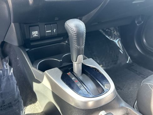 Used 2015 Honda Fit image 18