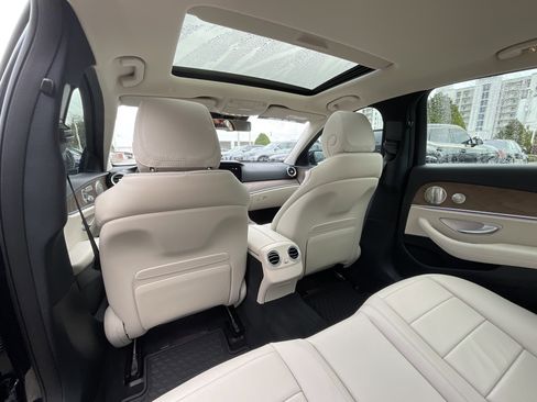 Used 2022 Mercedes-Benz E 450 4MATIC Sedan image 24