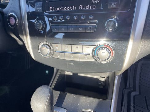 Used 2015 Nissan Altima 2.5 S image 25