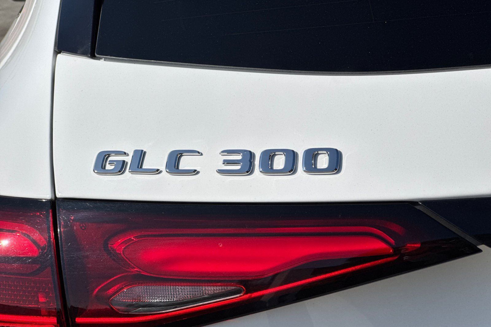 Used 2026 Mercedes-Benz GLC 300 4MATIC image 36