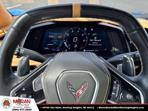 Used 2021 Chevrolet Corvette Stingray Premium Conv w/ Z51 Performance Package RWD image 21