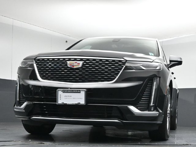 Used 2025 Cadillac XT6 Premium Luxury w/ Technology Package AWD/4WD image 40