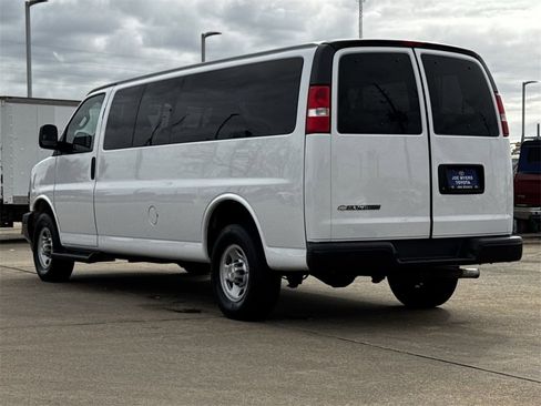 Used 2023 Chevrolet Express 3500 LS image 7