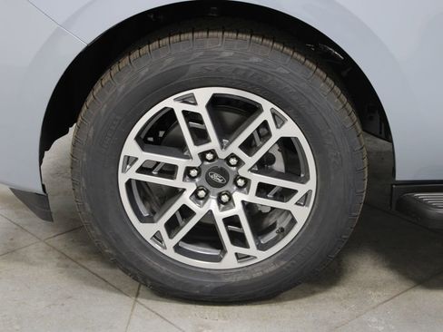 New 2026 Ford Expedition Active image 20