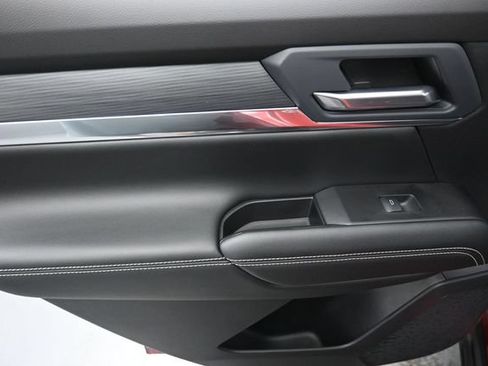 Certified 2026 GMC Terrain Elevation w/ Elevation Premium Package FWD image 20