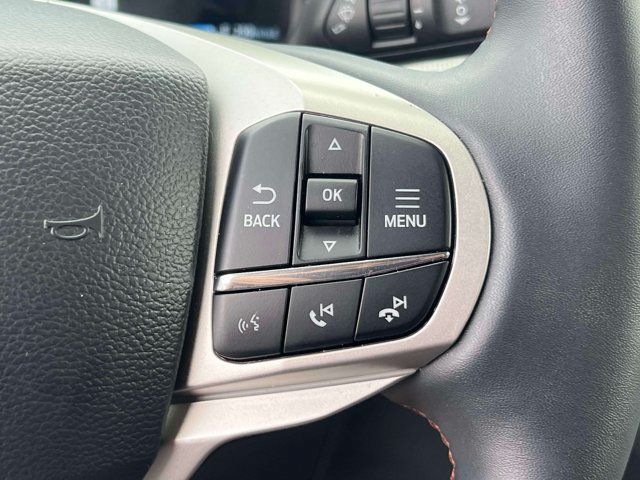 Used 2026 Ford Explorer Active AWD/4WD image 28