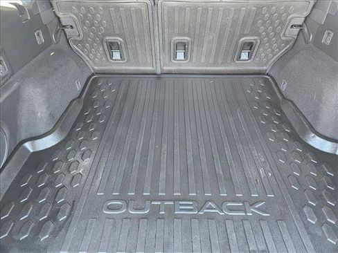 Certified 2025 Subaru Outback Onyx Edition image 6