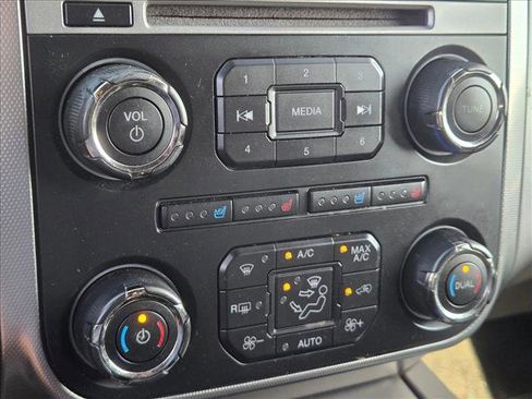 Used 2017 Ford Expedition XLT w/ Equipment Group 202A image 15