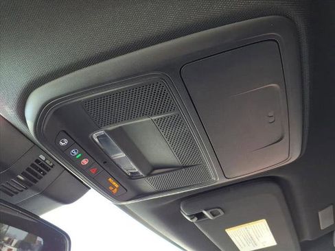 New 2026 Chevrolet Traverse LT image 26