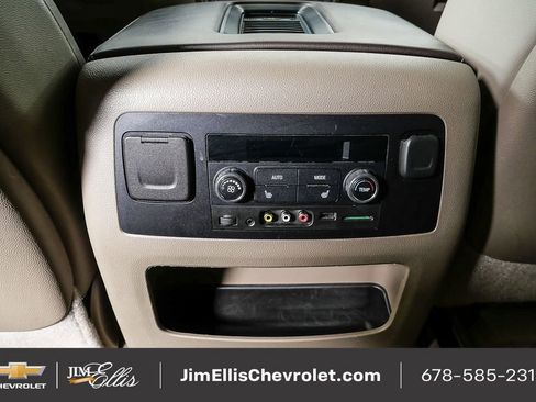 Used 2015 Chevrolet Tahoe LT image 19