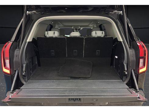 Used 2025 Ford Expedition Platinum AWD/4WD image 28