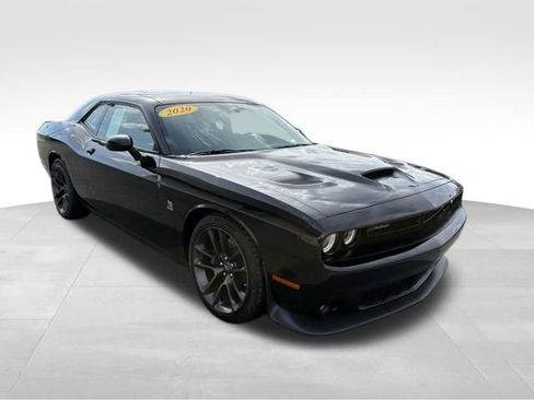 Used 2020 Dodge Challenger R/T Scat Pack image 3