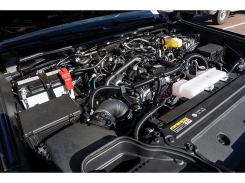 Used 2025 Toyota 4Runner SR5 image 2