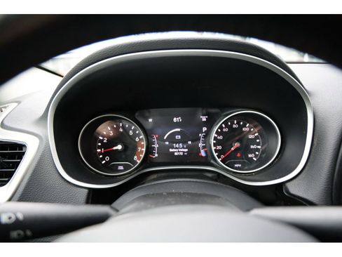 Used 2018 Jeep Compass Latitude w/ Popular Equipment Group image 9