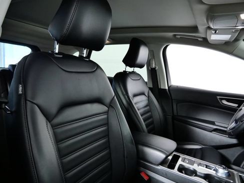 Certified 2024 Ford Edge SEL w/ Convenience Package AWD/4WD image 12
