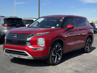 Used 2024 Mitsubishi Outlander SE Black Edition