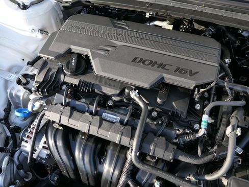 New 2025 Kia K4 LXS image 22