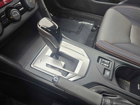Used 2018 Subaru Crosstrek 2.0i Premium AWD/4WD image 29